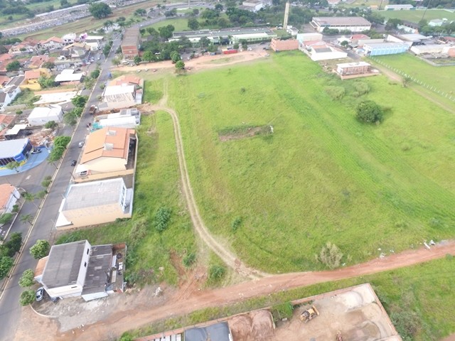 2017427_FOTO - Lotes do Bosque dos Cedros poderão ser registrados a partir do dia 23